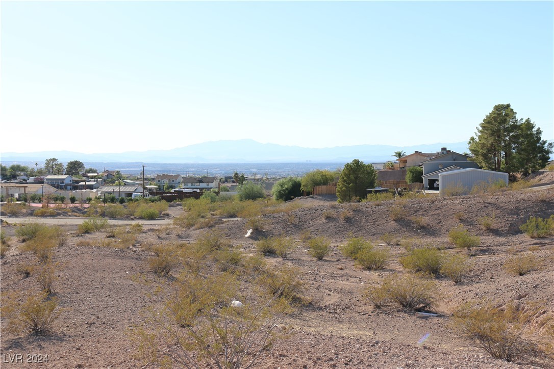 Cadiz Avenue, Henderson 89015