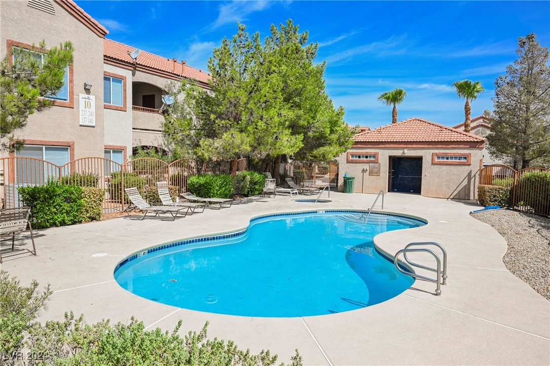 9580 W Reno Avenue #233, Las Vegas 89148