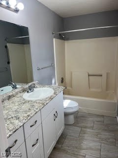 Photo 12 of 18, 2072 Mesquite Lane #104