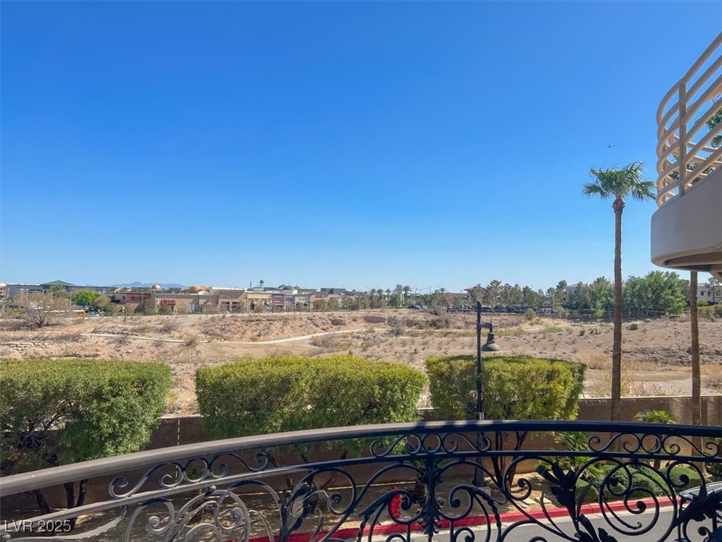 Photo 9 of 44, 9101 Alta Drive #18
