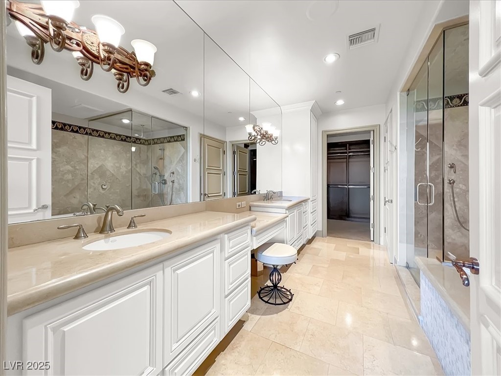 Photo 13 of 44, 9101 Alta Drive #18