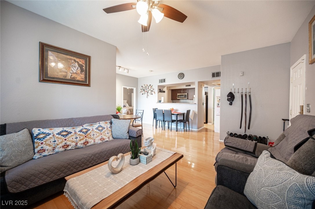 Photo 6 of 37, 6650 W Warm Springs Road #1079