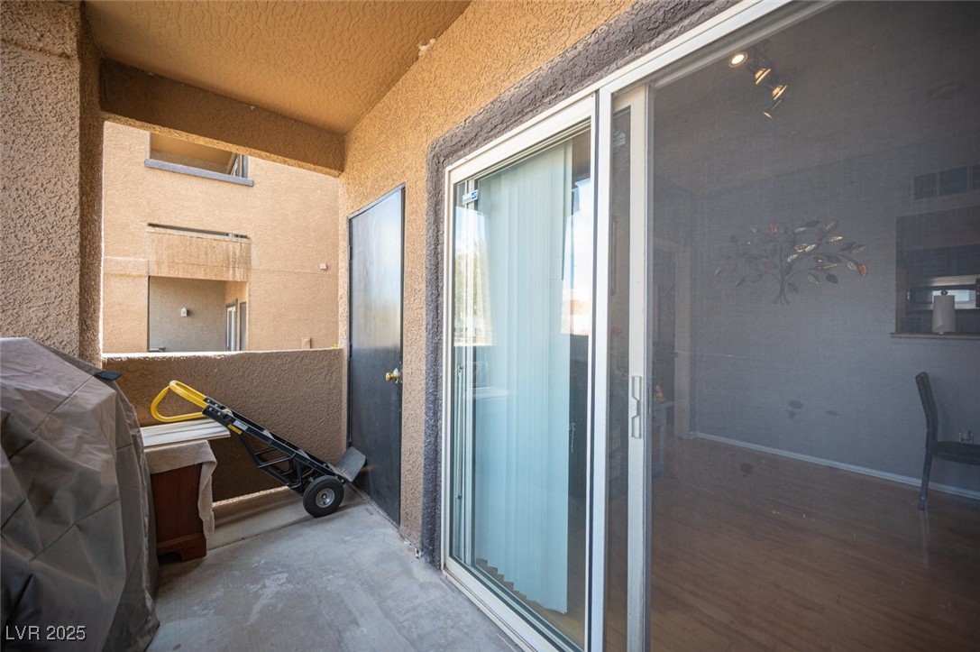 Photo 32 of 37, 6650 W Warm Springs Road #1079