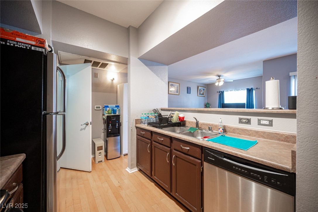 Photo 17 of 37, 6650 W Warm Springs Road #1079