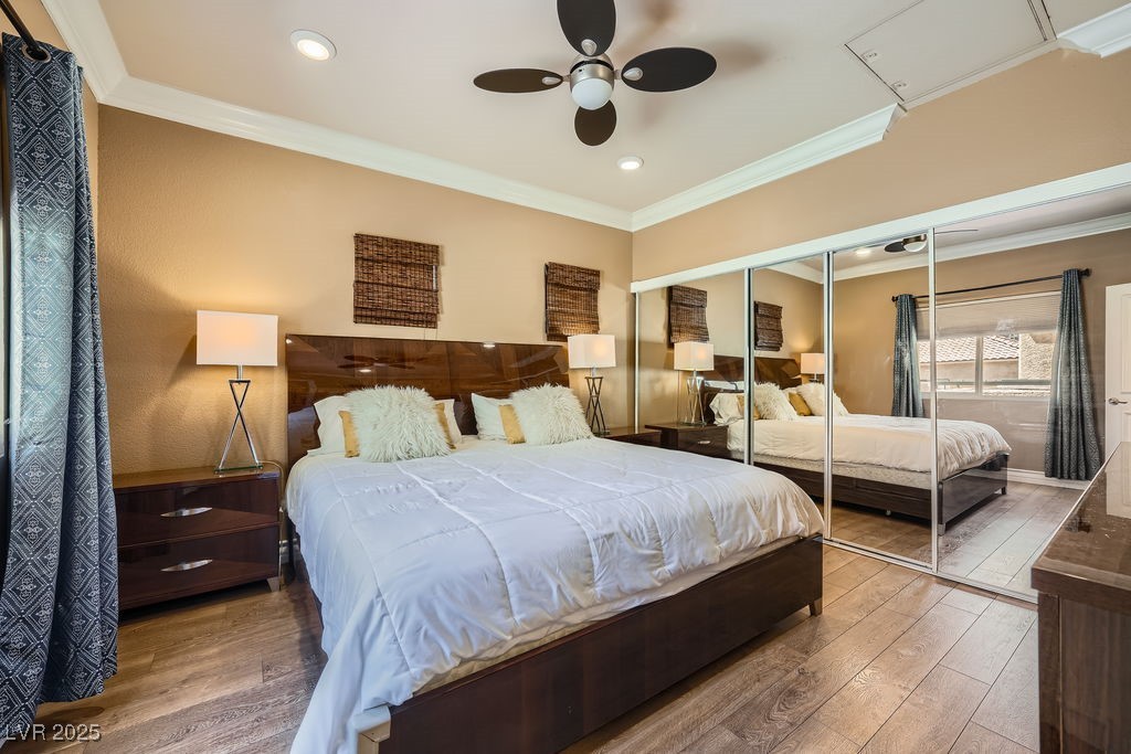 Photo 18 of 29, 220 E Flamingo Road #402