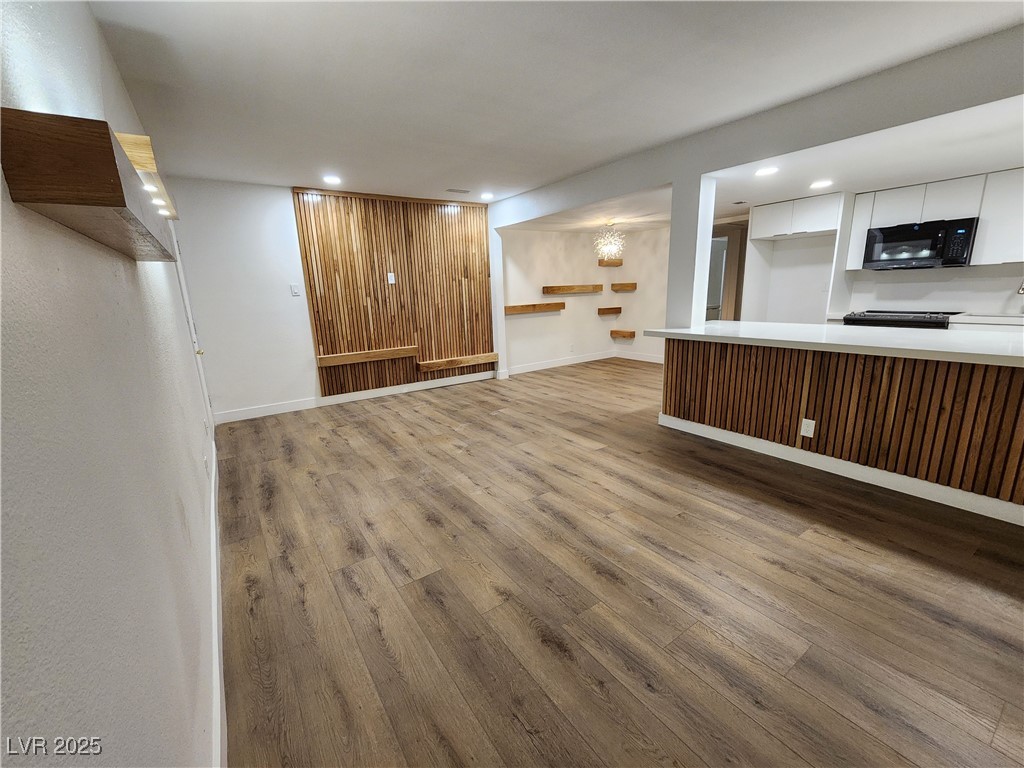 Photo 18 of 54, 4981 River Glen Drive #63