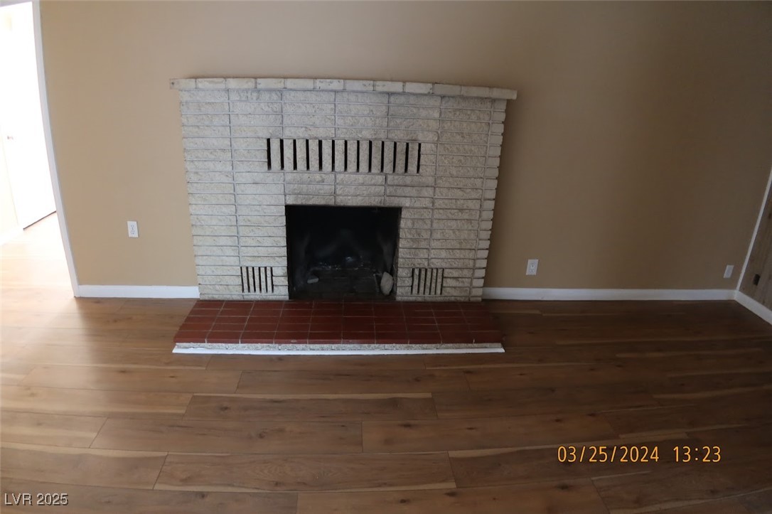 Photo 5 of 10 E Bonanza Road