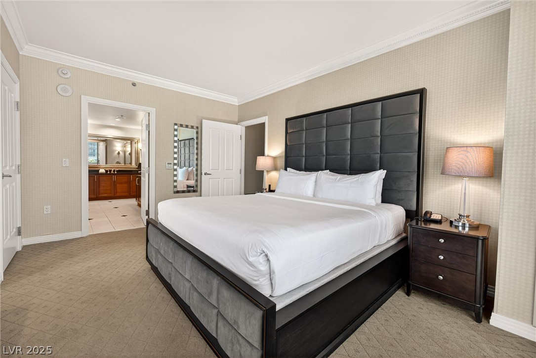 Photo 14 of 34, 125 E Harmon Avenue #321