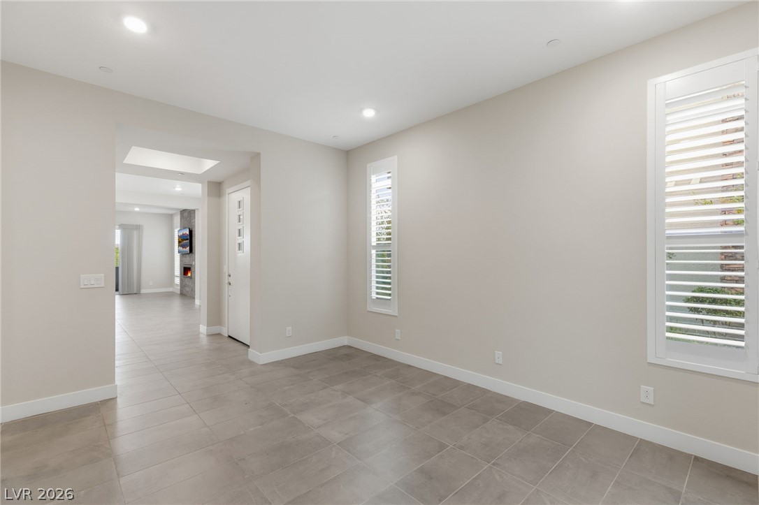 Photo 21 of 45, 11280 Granite Ridge Drive #1012