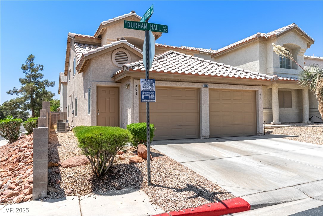 7553 Durham Hall Avenue #201, Las Vegas 89130