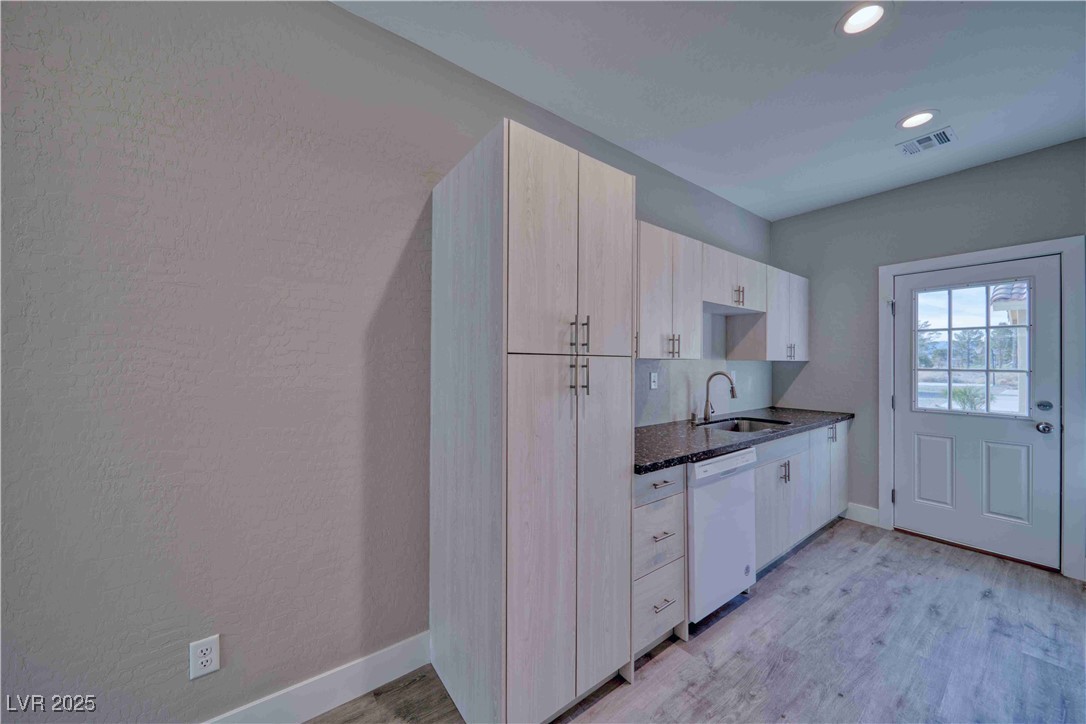 Photo 9 of 25, 610 San Lorenzo Street