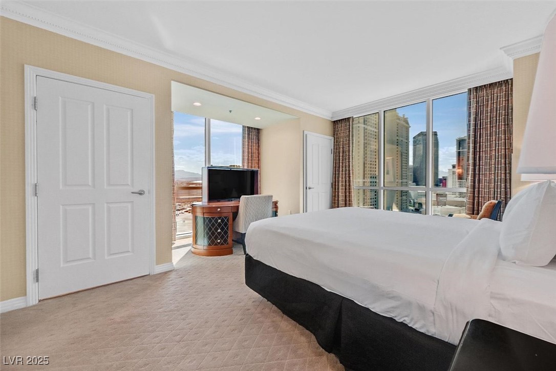 Photo 32 of 42, 135 E Harmon Avenue #1401