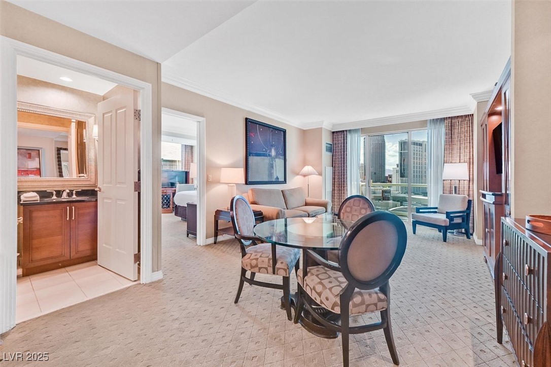 Photo 20 of 42, 135 E Harmon Avenue #1401