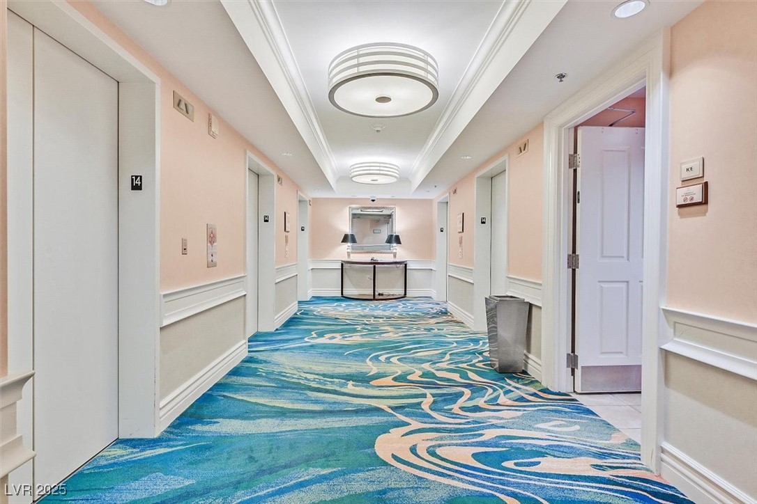 Photo 9 of 42, 135 E Harmon Avenue #1401
