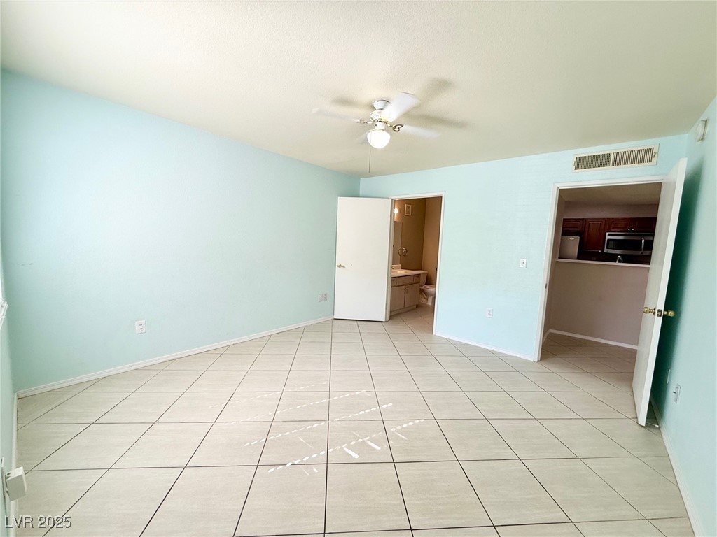 Photo 7 of 16, 7885 W Flamingo Road #1101