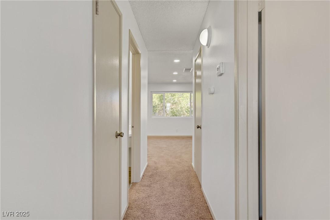 Photo 17 of 31, 304 Orland Street #47