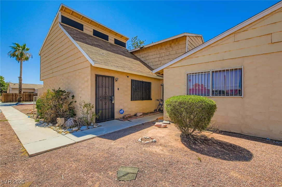 5125 Gray Lane #B, Las Vegas 89119