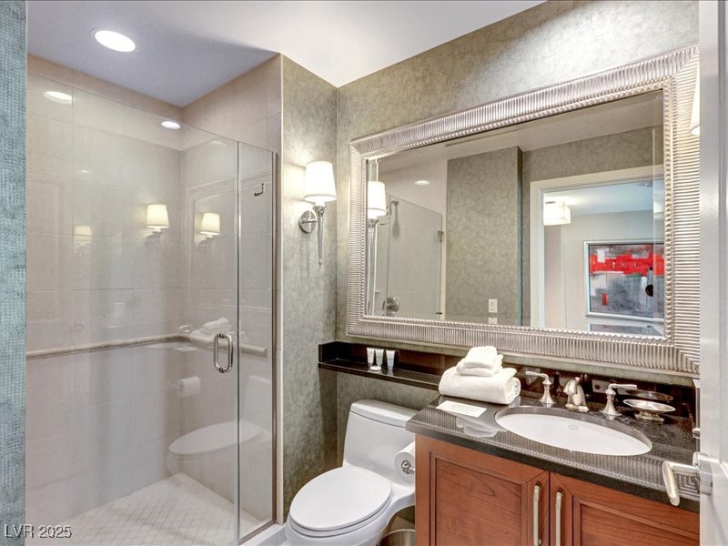 Photo 20 of 55, 125 E Harmon Avenue #220