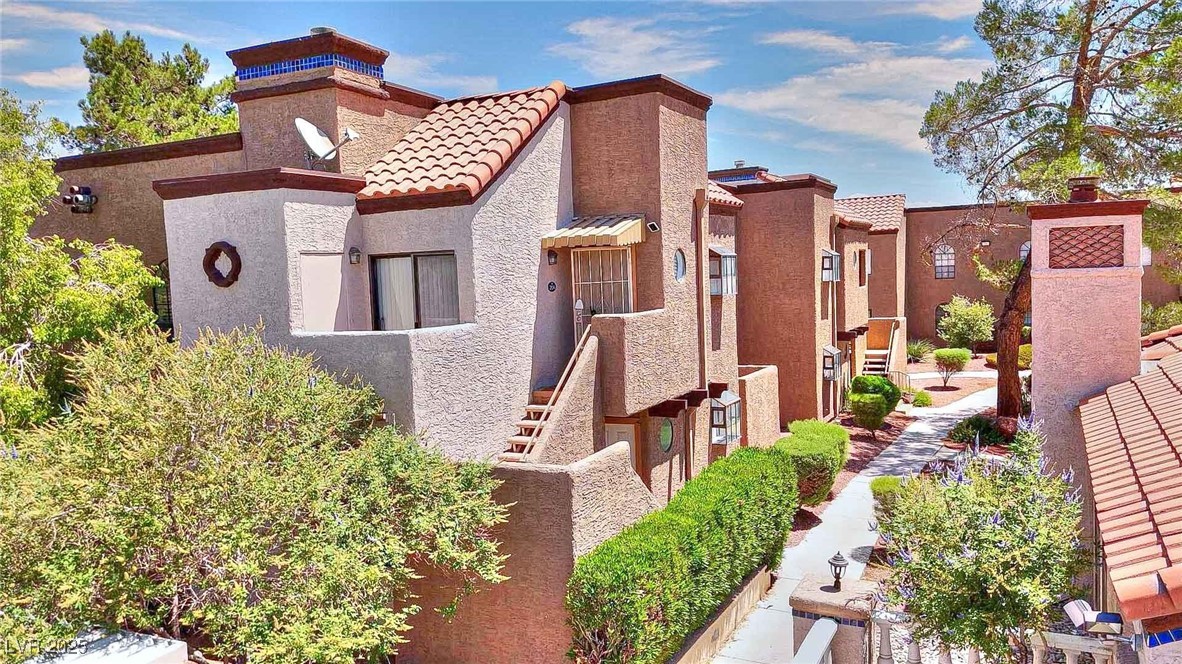 2966 Juniper Hills Boulevard #204, Las Vegas