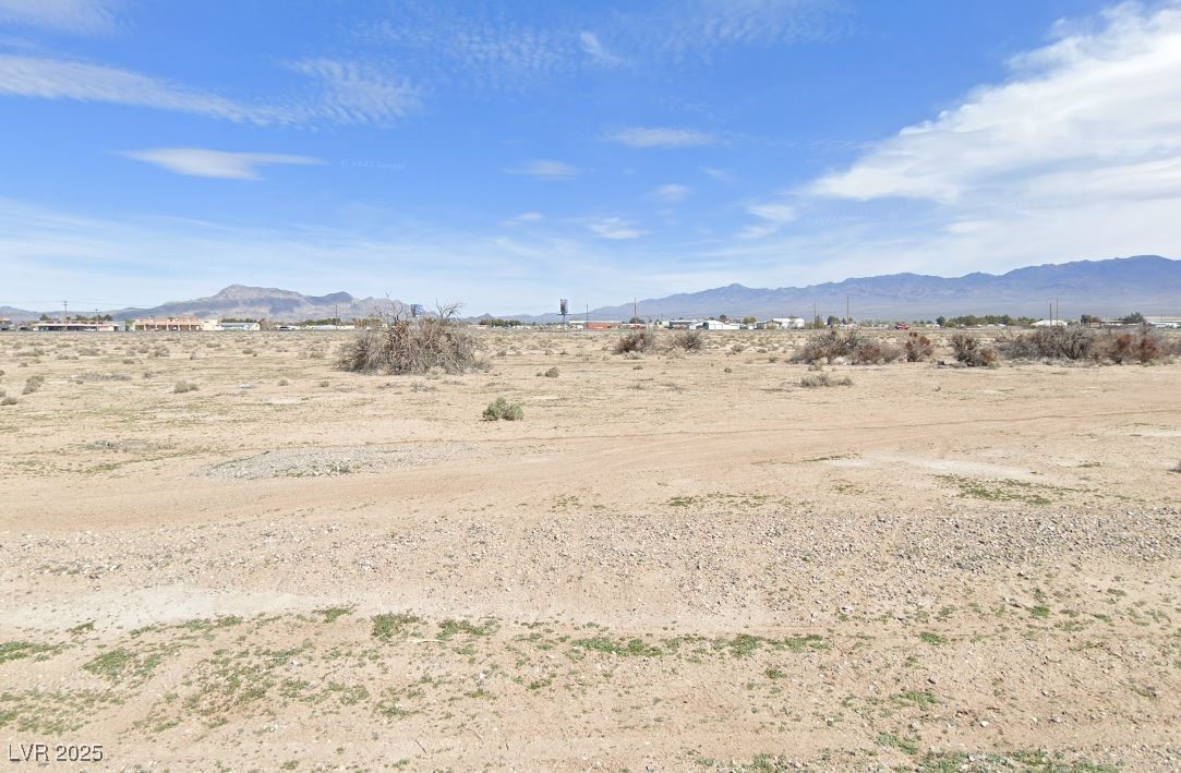 800 W Brady Lane, Pahrump