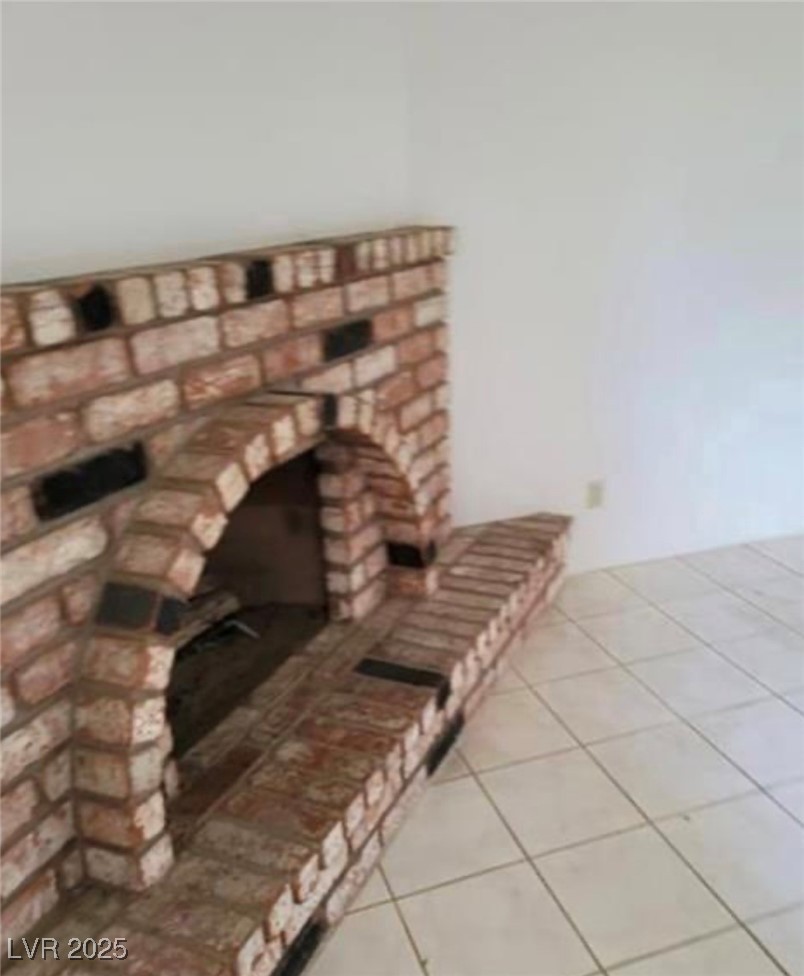 Photo 7 of 26, 4453 Alto Verde Drive