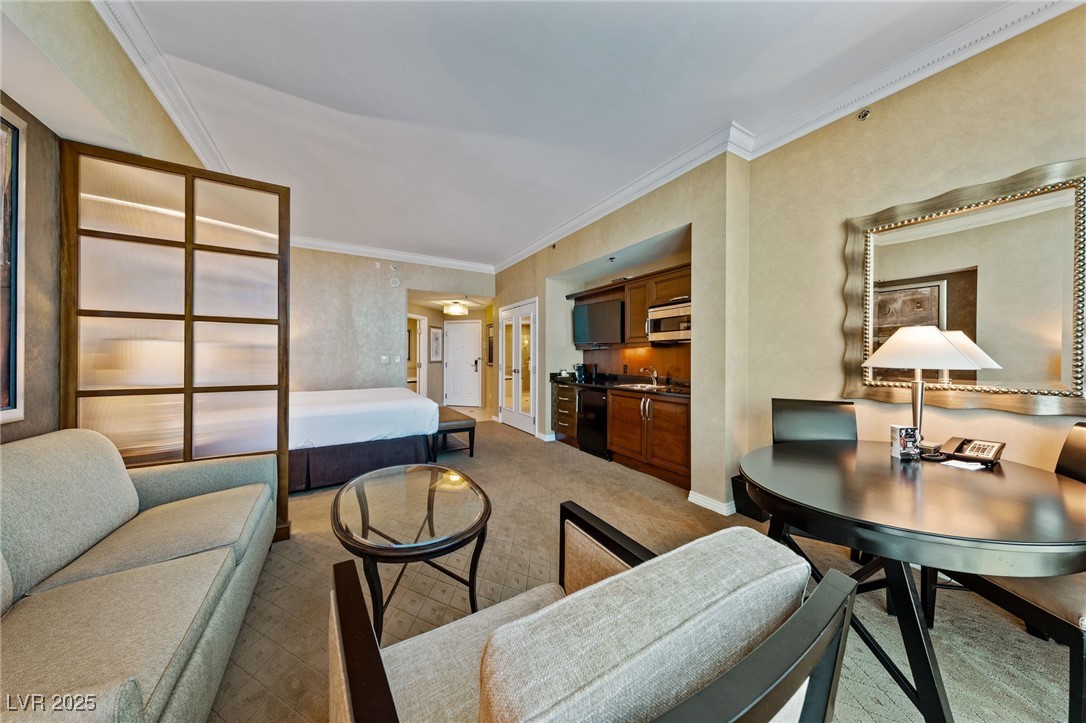 Photo 15 of 20, 145 E Harmon Avenue #2918