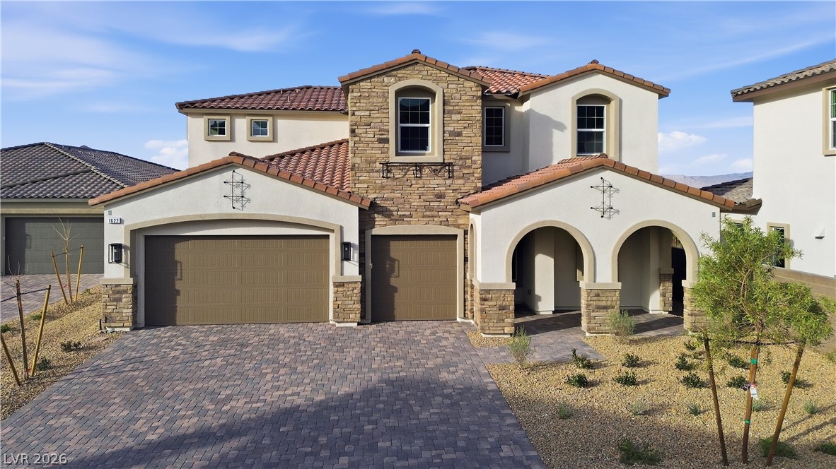 1622 Strada Gracia, Henderson 89011