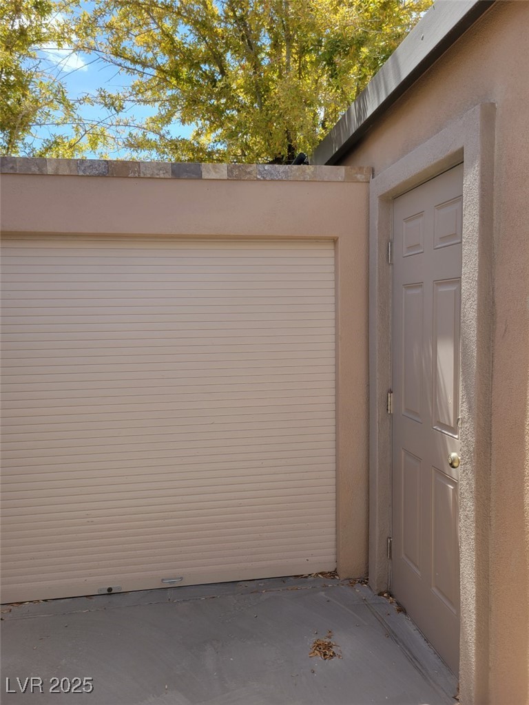 Photo 12 of 25, 8175 Arville Street #394