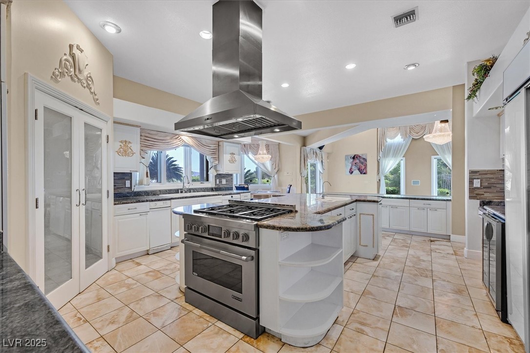 Photo 32 of 46, 3372 Westwind Road