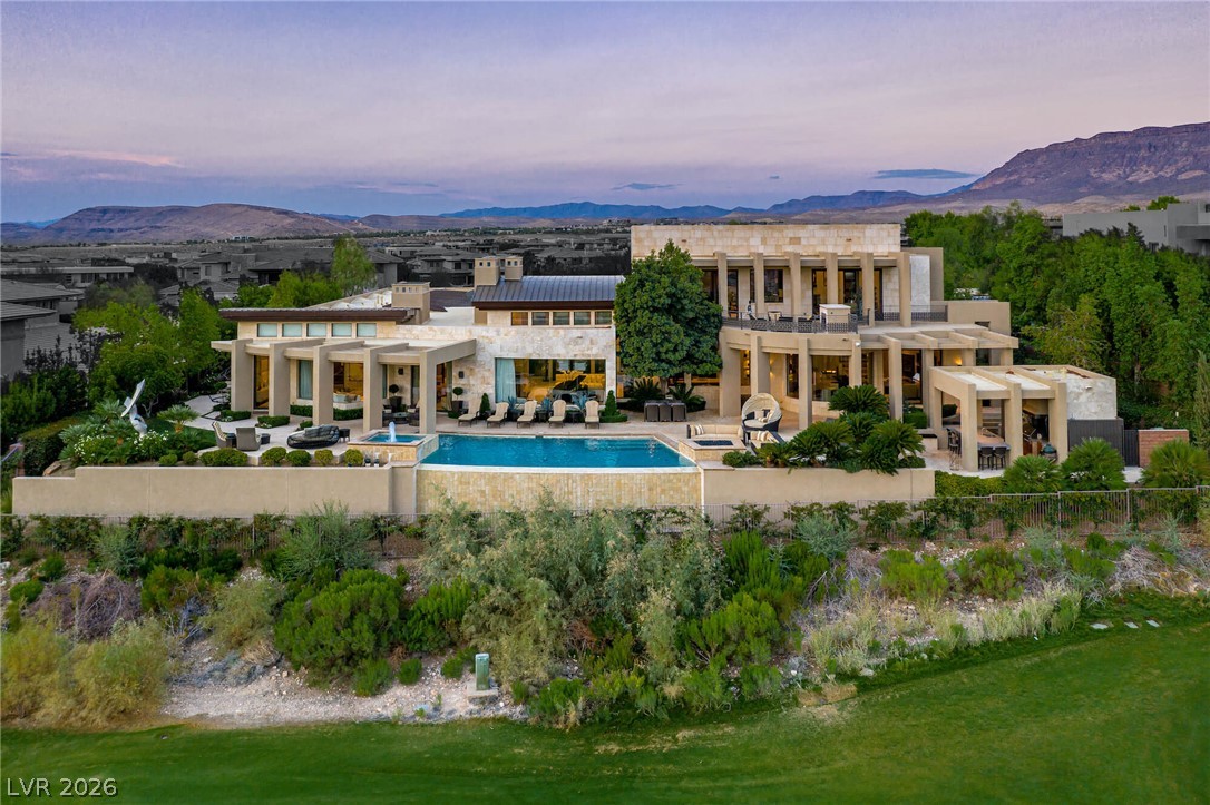 28 Painted Feather Way, Las Vegas 89135
