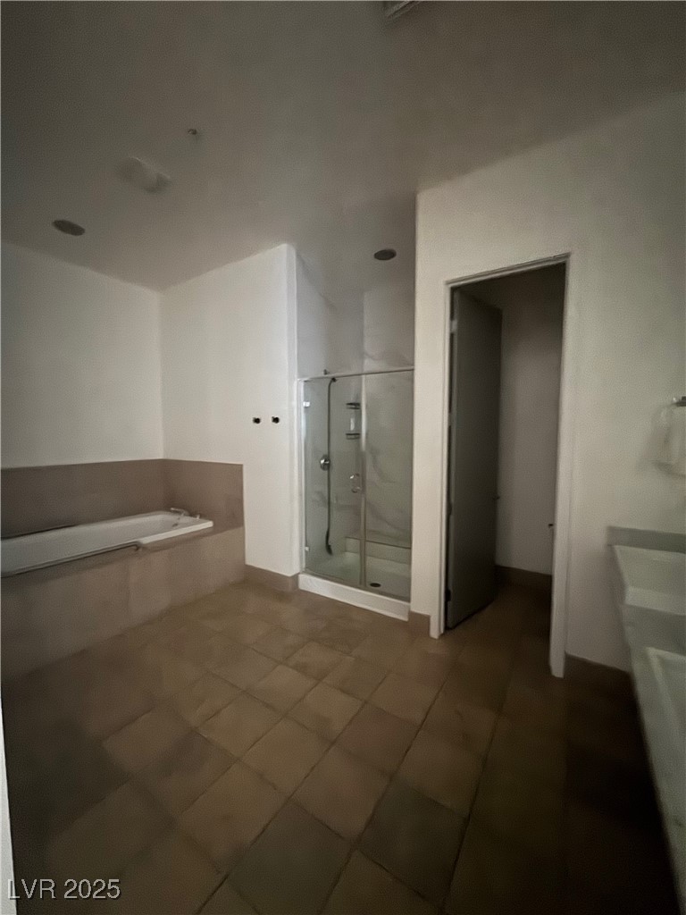 Photo 13 of 13, 2775 W Pebble Road #501