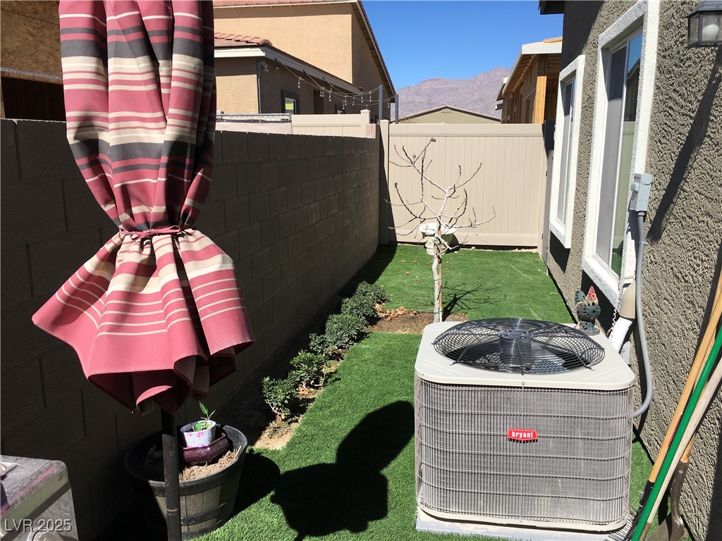 Photo 11 of 14, 7471 Cooks Meadow Street #0