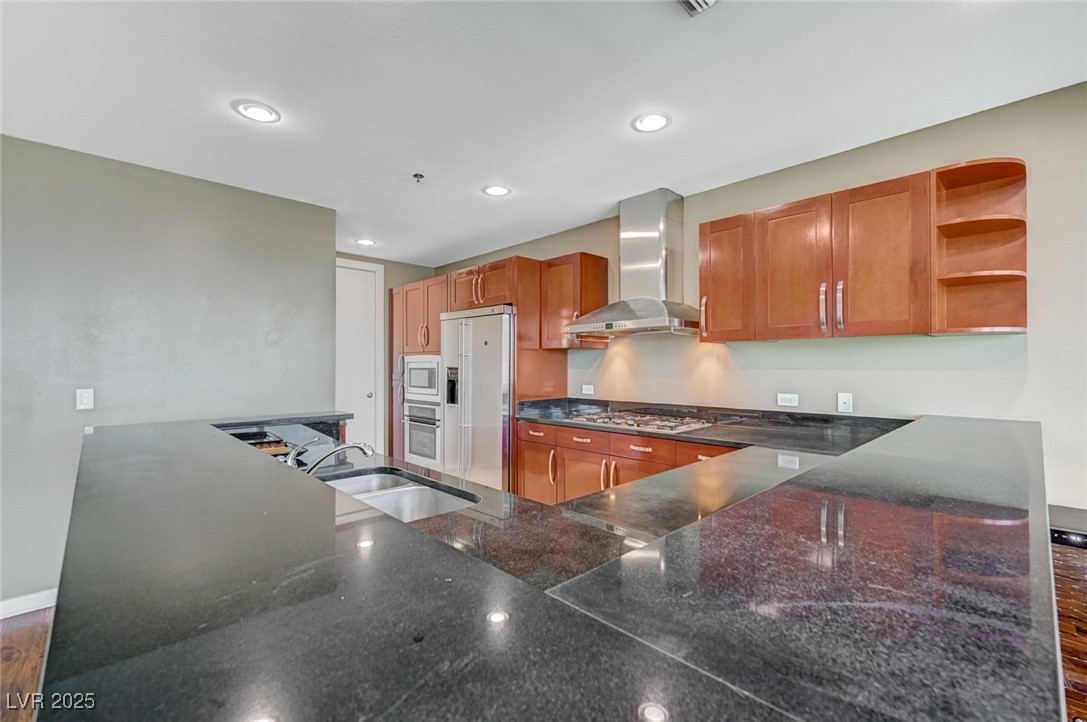 Photo 16 of 49, 4575 Dean Martin Drive #806