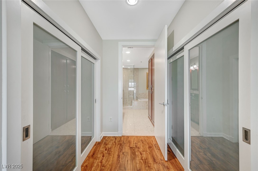 Photo 19 of 49, 4575 Dean Martin Drive #806