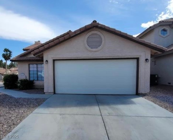 372 Rushing Creek Court, Henderson 89014