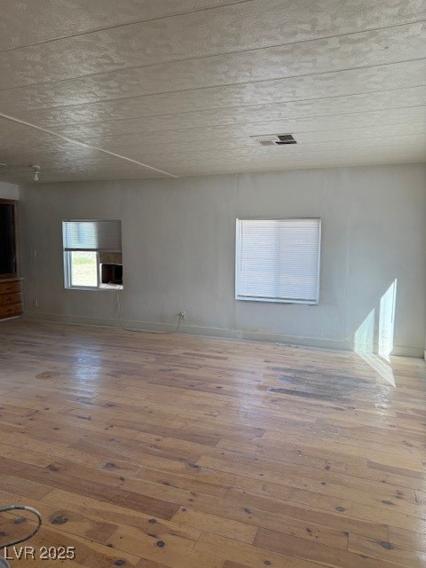 Photo 20 of 38, 1655 Marble Avenue #754