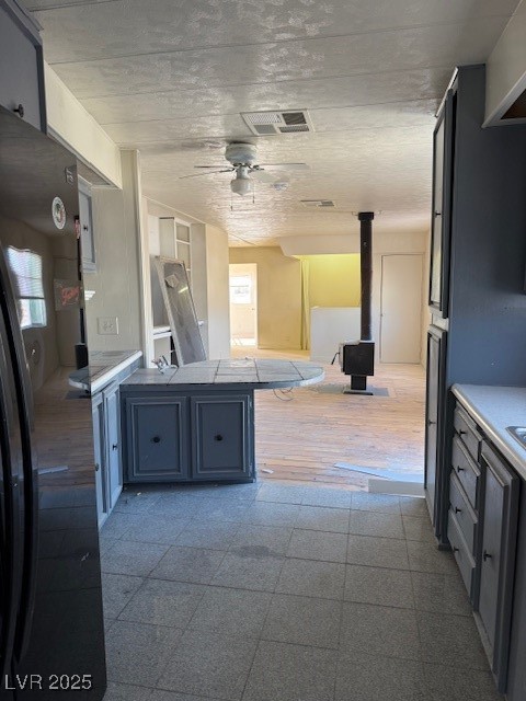 Photo 22 of 38, 1655 Marble Avenue #754