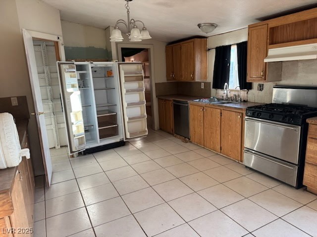 Photo 9 of 12, 416 Jefferson Drive