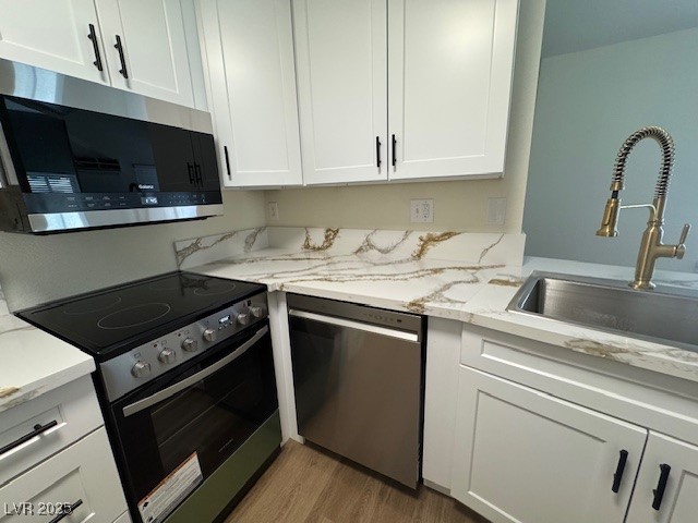 Photo 10 of 30, 450 Elm Drive #205