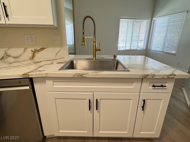 Photo 11 of 30, 450 Elm Drive #205