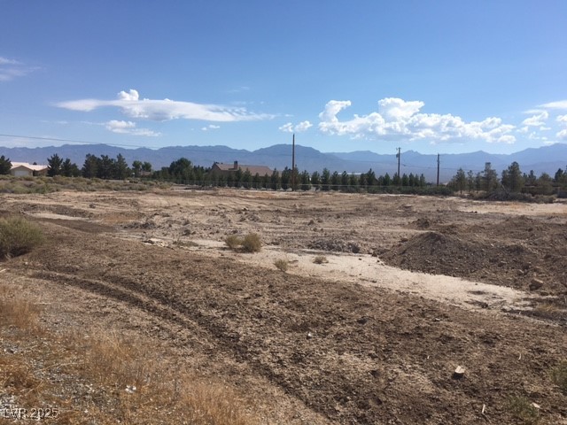Photo 4 of 2241 S Toiyabe Avenue
