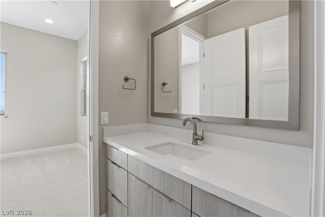 Photo 16 of 34, 97 Vernalis Avenue