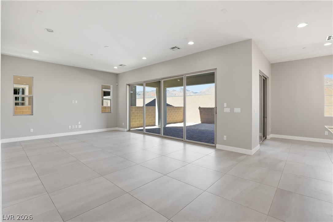 Photo 25 of 34, 97 Vernalis Avenue