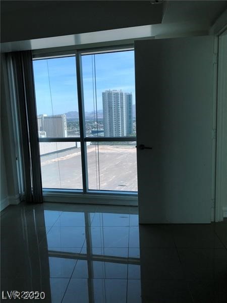 Photo 11 of 13, 2700 Las Vegas Boulevard #2108