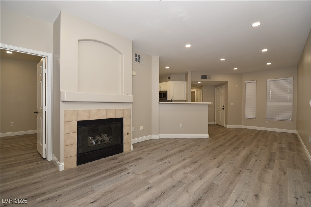 7155 S Durango Drive #207, Las Vegas