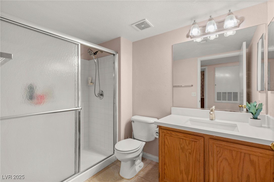 Photo 25 of 40, 3125 N Buffalo Drive #1103