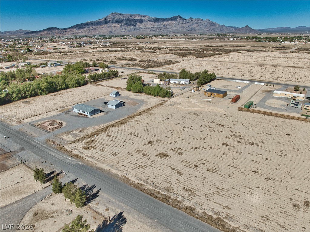 Photo 4 of 620 W Janet Lane