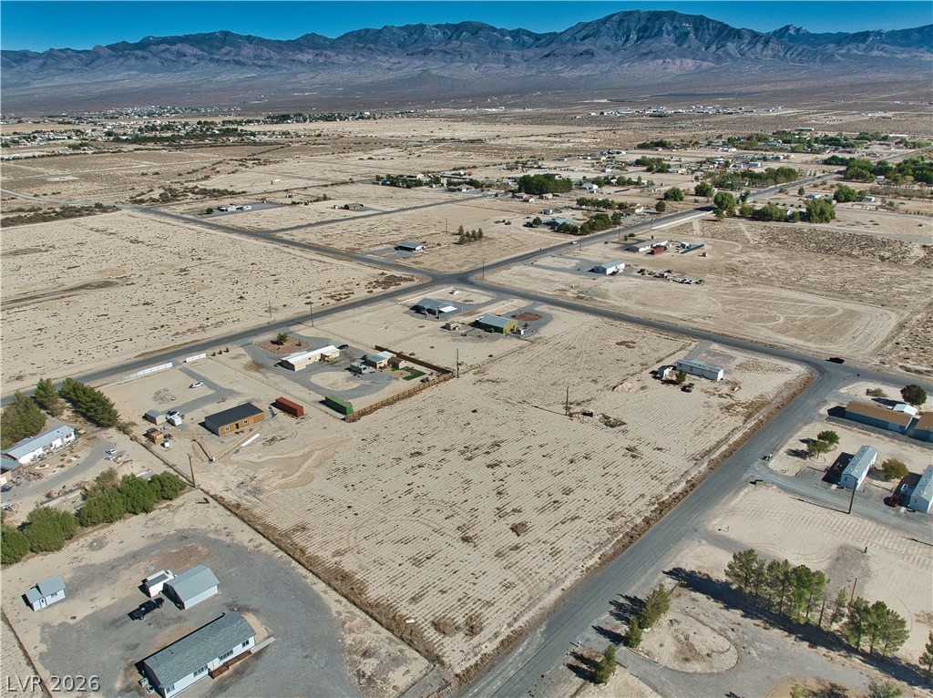 Photo 14 of 16, 620 W Janet Lane