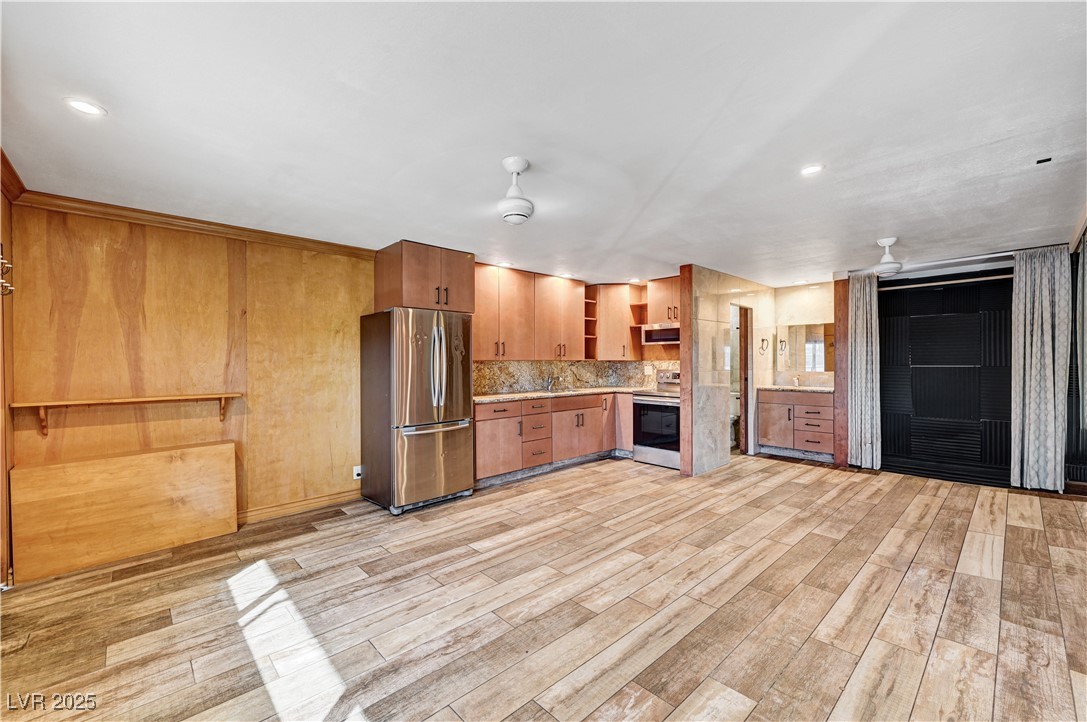 Photo 4 of 4600 Paradise Road #40
