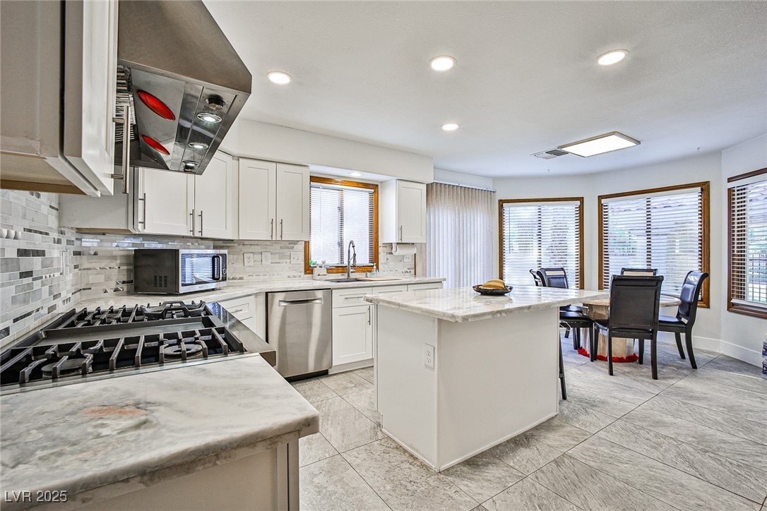 Photo 13 of 40, 7772 Boca Raton Drive
